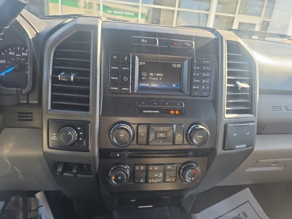Used 2017 Ford F250 XL w/ Power Equipment Group AWD/4WD image 29
