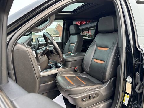 Used 2021 GMC Sierra 2500 AT4 w/ AT4 Preferred Package AWD/4WD image 2