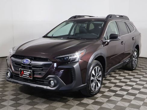 Used 2023 Subaru Outback Limited XT AWD/4WD image 12
