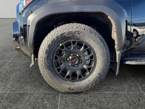 New 2026 Toyota 4Runner TRD Off-Road image 9