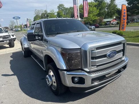 Used 2016 Ford F450 Lariat w/ Lariat Ultimate Package AWD/4WD image 4