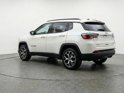 Used 2025 Jeep Compass Limited AWD/4WD image 6