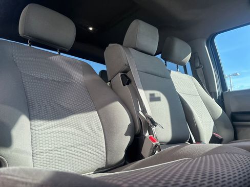 Used 2017 Ford F150 XLT image 19