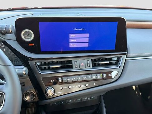 New 2025 Lexus ES 350 w/ Premium Package image 28