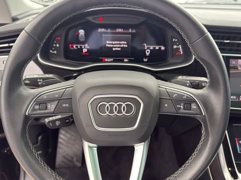 Used 2023 Audi Q8 Premium w/ Convenience Package AWD/4WD image 17