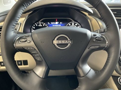 Used 2024 Nissan Murano Platinum w/ Cargo Package image 12