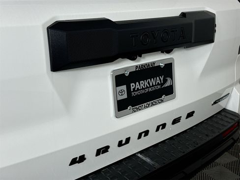 Used 2025 Toyota 4Runner TRD Off-Road Premium w/ Tow Technology Package image 18