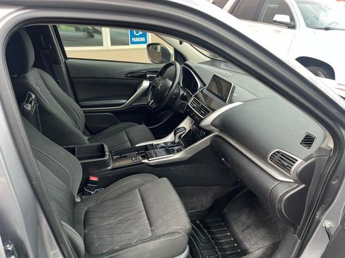 Used 2020 Mitsubishi Eclipse Cross SE image 30