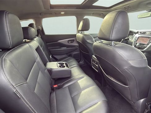 Used 2021 Nissan Murano SL w/ SL Moonroof Package image 18
