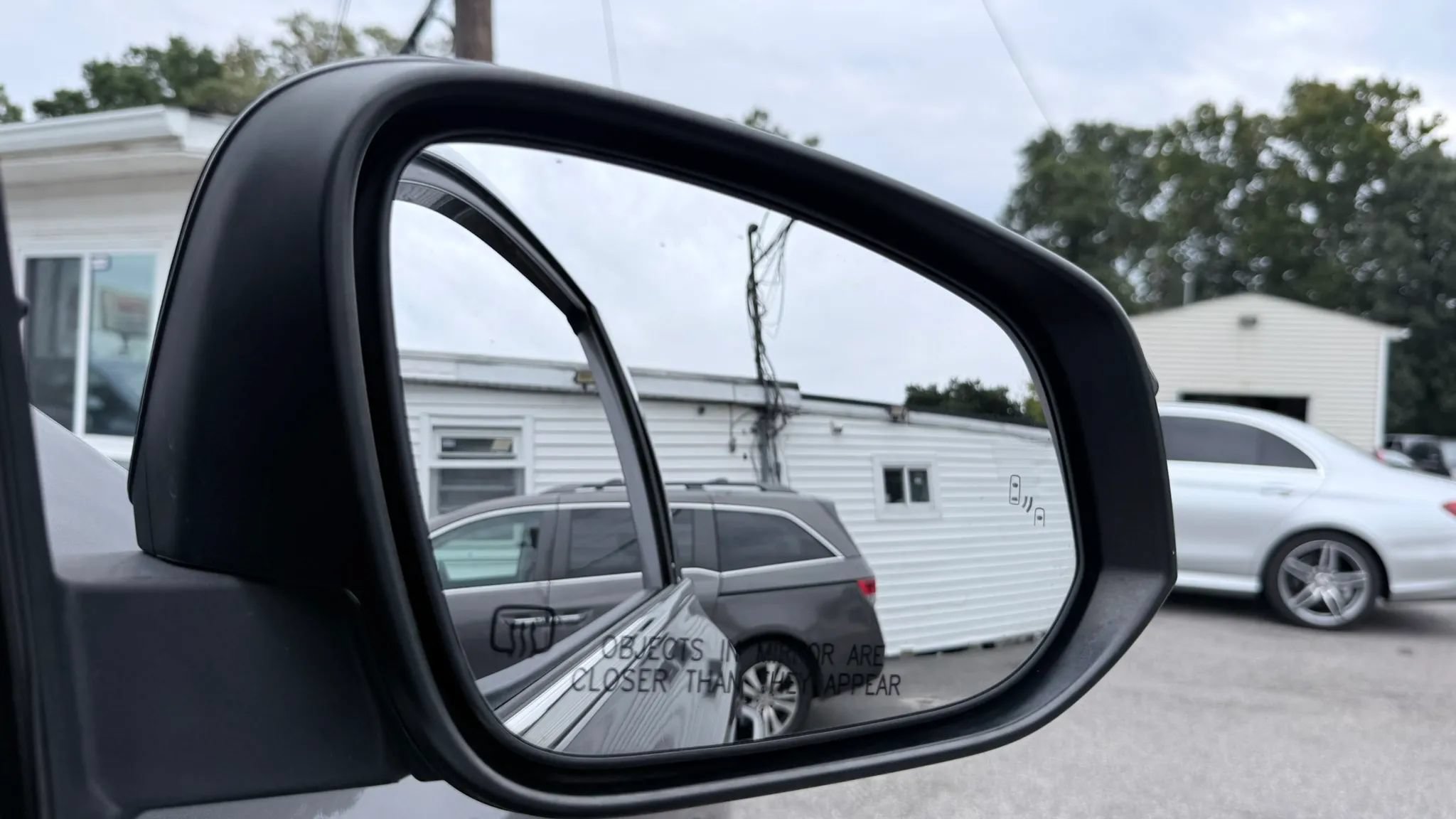 Used 2019 Toyota Highlander XLE AWD/4WD image 40