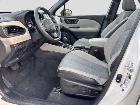 Used 2025 Subaru Forester Premium image 10