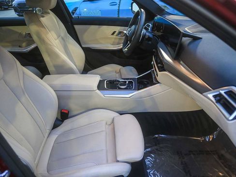 Used 2025 BMW 330i xDrive Sedan image 13