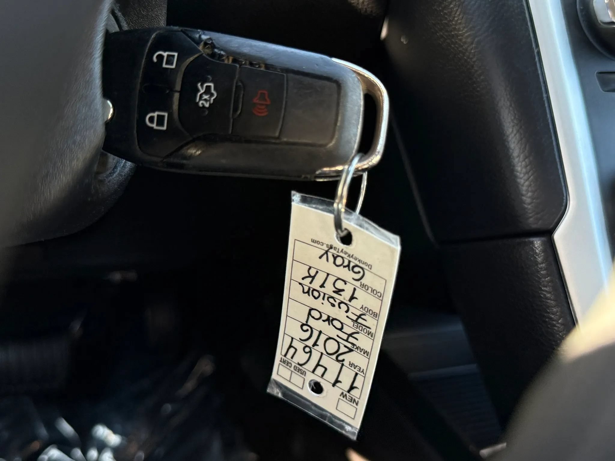 Used 2016 Ford Fusion SE FWD image 32