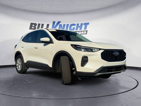 Certified 2023 Ford Escape Active w/ Tech Pack #2 image 7