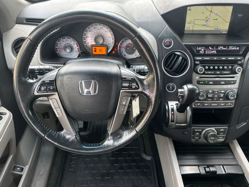 Used 2015 Honda Pilot Touring image 14