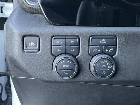 Used 2024 Chevrolet Silverado 1500 RST w/ Z71 Off-Road Package image 27