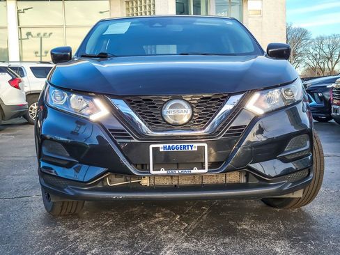 Used 2021 Nissan Rogue Sport S image 4