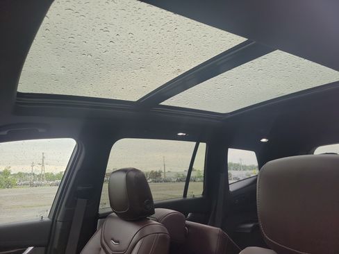 Certified 2024 Cadillac XT6 Premium Luxury AWD/4WD image 29