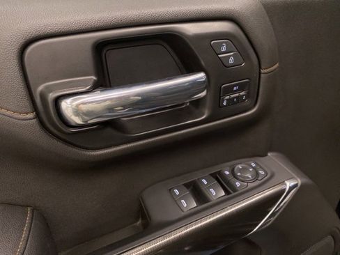 Used 2022 GMC Sierra 1500 AT4 image 25