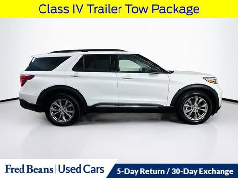Certified 2023 Ford Explorer XLT w/ Equipment Group 202A AWD/4WD image 10