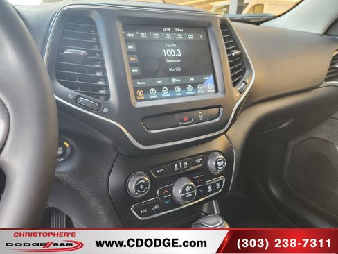 Used 2022 Jeep Cherokee Latitude Lux w/ Sun & Sound Group image 14