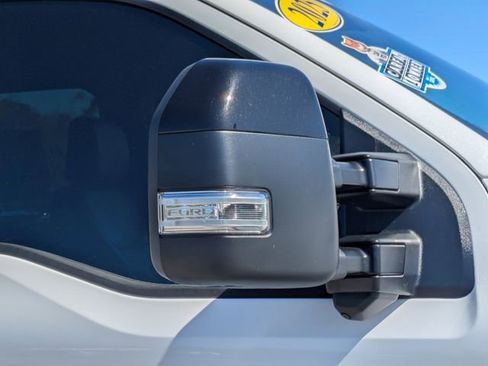 Used 2025 Ford F150 Lariat w/ Equipment Group 501A Mid image 11