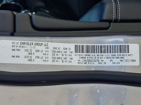 Used 2014 Jeep Grand Cherokee Limited image 29