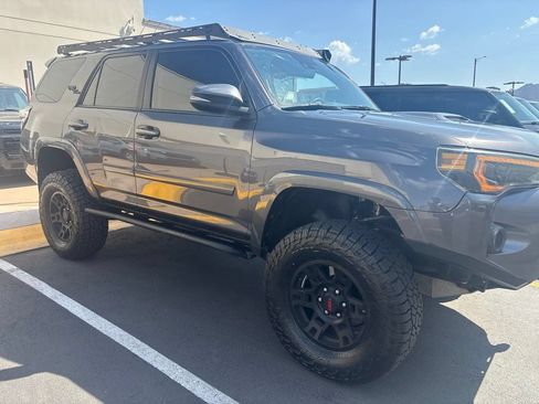 Used 2021 Toyota 4Runner TRD Off-Road Premium AWD/4WD image 3