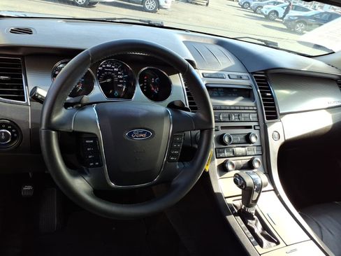 Used 2012 Ford Taurus SEL image 10