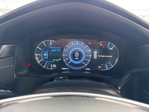 Used 2019 Cadillac Escalade Luxury AWD/4WD image 33