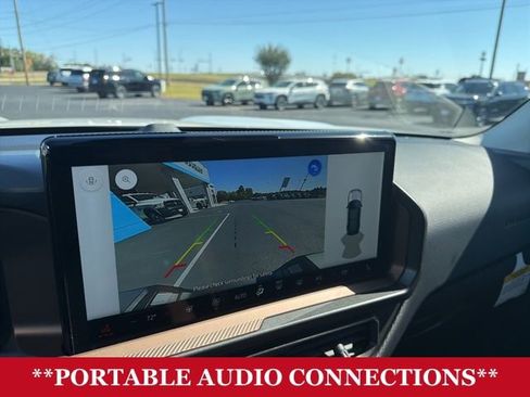 Used 2025 Ford Bronco Sport Outer Banks image 16