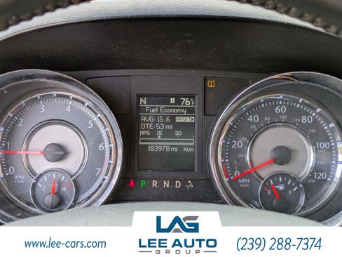 Used 2012 Chrysler Town & Country Touring image 23