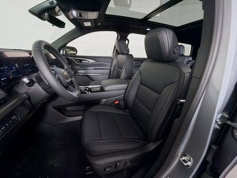 New 2026 Chevrolet Traverse LT w/ Sun and Wheel Package image 22