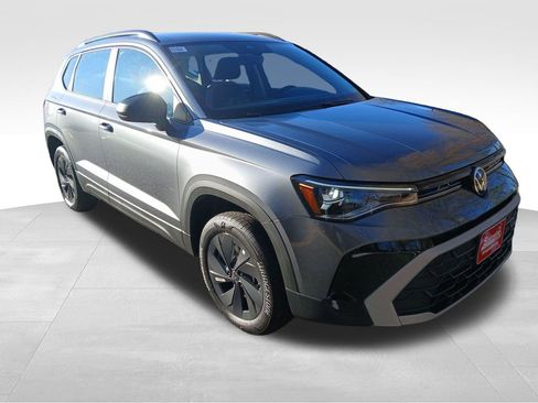 New 2026 Volkswagen Taos S image 7