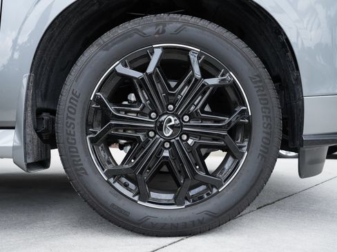 Certified 2026 INFINITI QX80 4WD w/ Sport Exterior Package image 12