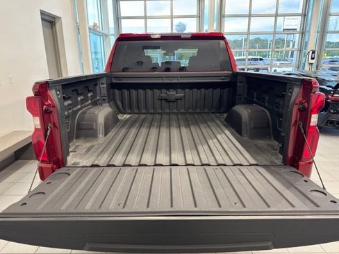 Used 2023 Chevrolet Silverado 1500 LTZ AWD/4WD image 45