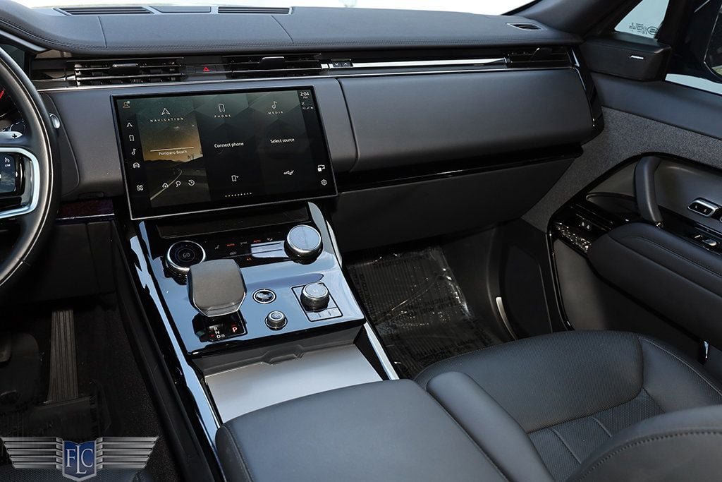 Used 2023 Land Rover Range Rover Sport SE AWD/4WD image 27