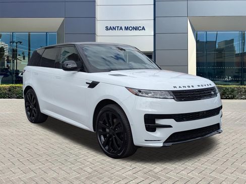 New 2026 Land Rover Range Rover Sport Dynamic SE AWD/4WD image 3