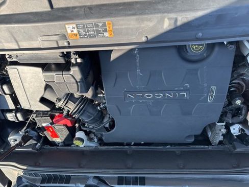 Used 2018 Lincoln MKX Reserve w/ Lincoln MKX Climate Package image 4