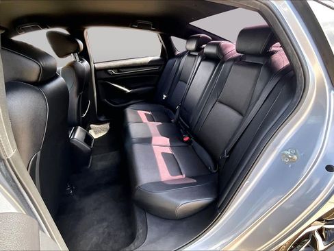 Used 2020 Honda Accord Sport image 21