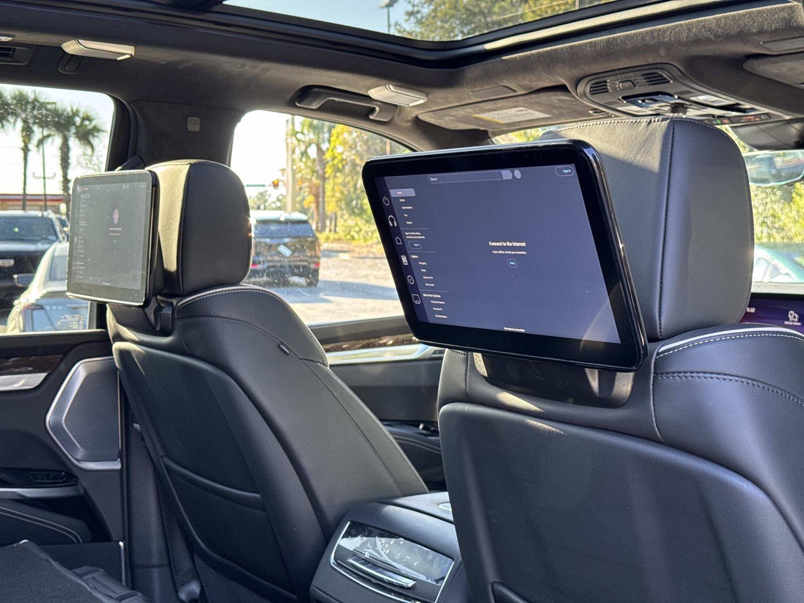 Used 2026 Cadillac Escalade Platinum Luxury w/ LPO, Floor Liner Package AWD/4WD image 26