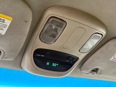 Used 2006 Dodge Ram 2500 Truck SLT image 27