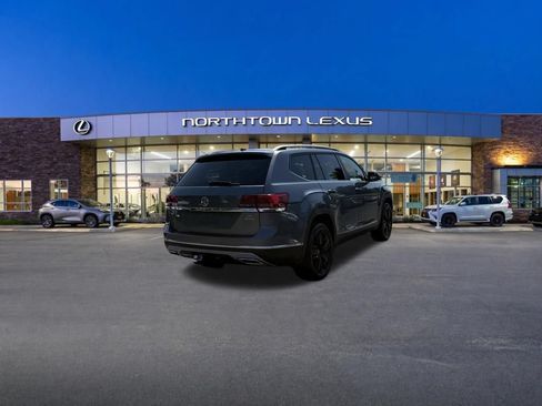 Used 2019 Volkswagen Atlas SEL AWD/4WD image 25