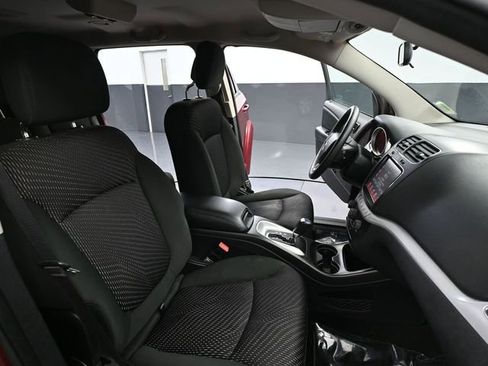 Used 2011 Dodge Journey Mainstreet w/ Safe & Sound Group image 47