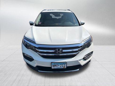 Used 2016 Honda Pilot Touring image 2