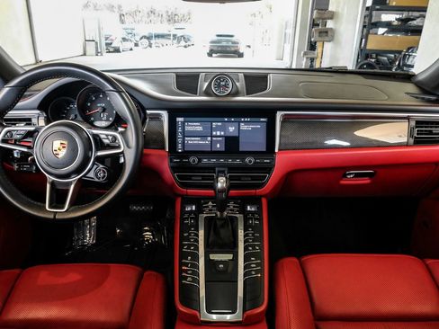 Used 2021 Porsche Macan GTS AWD/4WD image 14