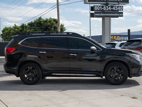 Used 2023 Subaru Ascent Touring AWD/4WD image 11