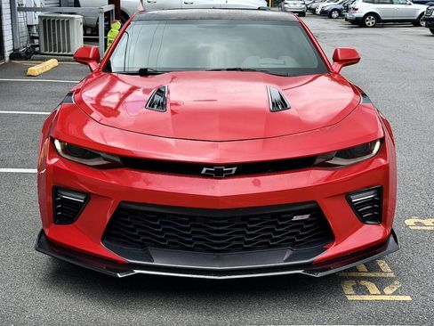 Used 2016 Chevrolet Camaro SS RWD image 2