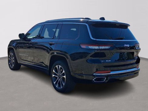 Used 2021 Jeep Grand Cherokee L Overland w/ Luxury Tech Group IV AWD/4WD image 4