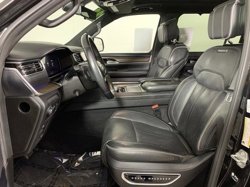 Used 2023 Jeep Grand Wagoneer Series II image 18